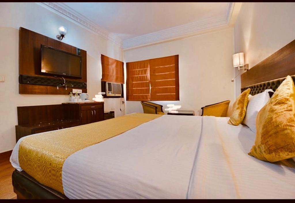 Hotel Empire Regency Jaipur Buitenkant foto