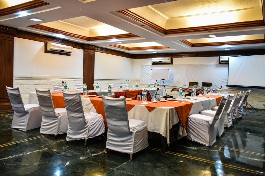 Hotel Empire Regency Jaipur Buitenkant foto