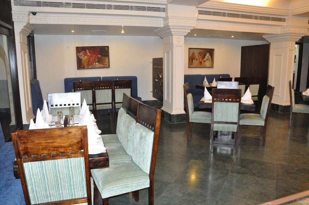 Hotel Empire Regency Jaipur Buitenkant foto