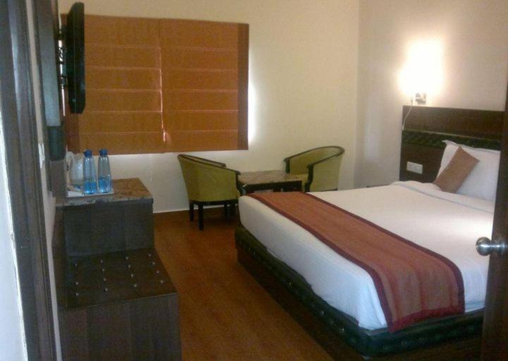 Hotel Empire Regency Jaipur Buitenkant foto